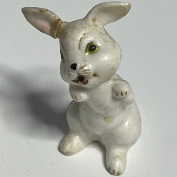 VTG 3 Miniature Rabbits Bone China Figurines White w/Green Eyes 2" Japan - Picture 12 of 15